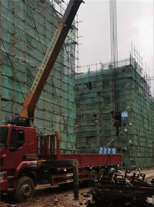 马鞍山市“慢工细活”—— 吊车的 “微动控制” 技术