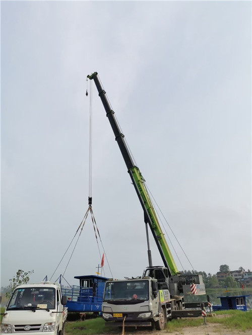 马鞍山市桥梁建设吊装案例